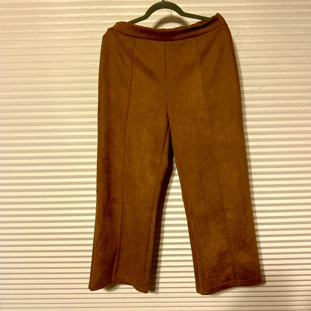EUc Brown Bagatelle Faux Suede Crop Pull On Pants Medium